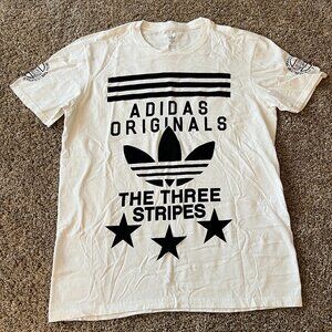 adidas Original 3 stripe brand white men's T shirt  size Medium